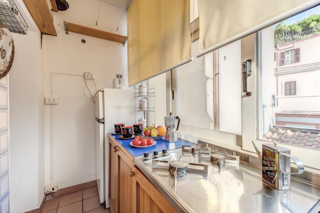 Frangipane Apartment Rome Room photo